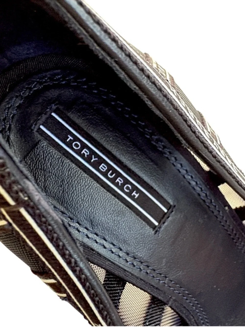 EUC Tory Burch Penelope Mesh Logo Pumps Black White Size 8.5 Retail $490.00